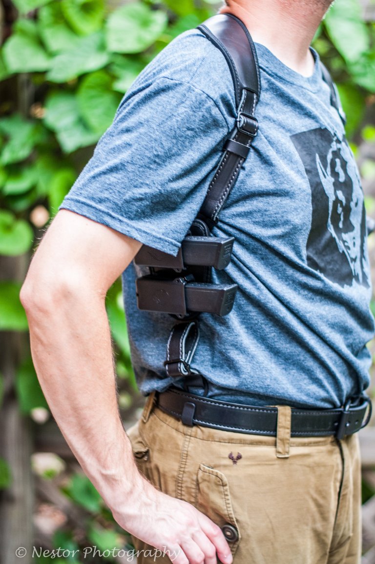 Gun Accessory Review: Alien Gear ShapeShift Shoulder Holster - Wide ...