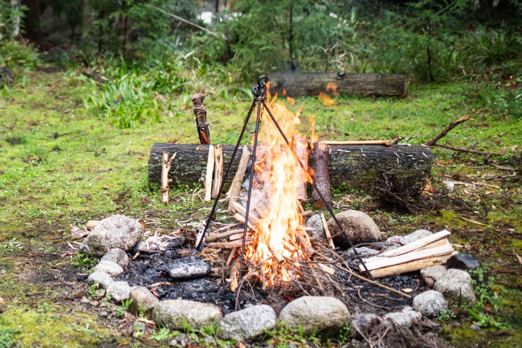 6 Basic Steps to Build a Fire at Camp, Safely