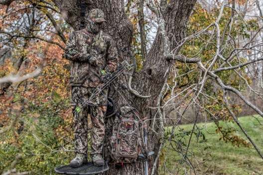 The Importance of Strategically Placing Blinds and Treestands on Food Plots