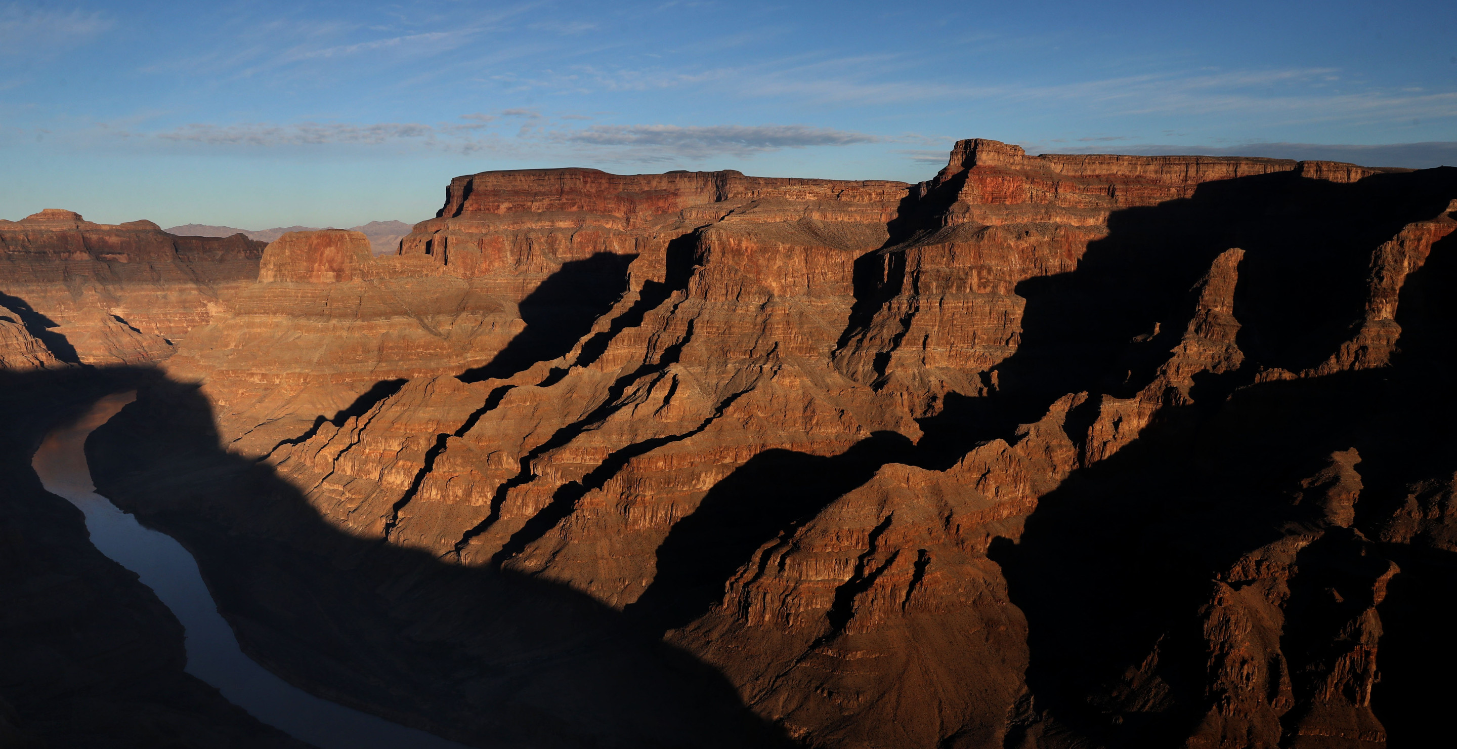 Hiking Trip To The Grand Canyon Leaves One Hiker Dead, Investigation Underway