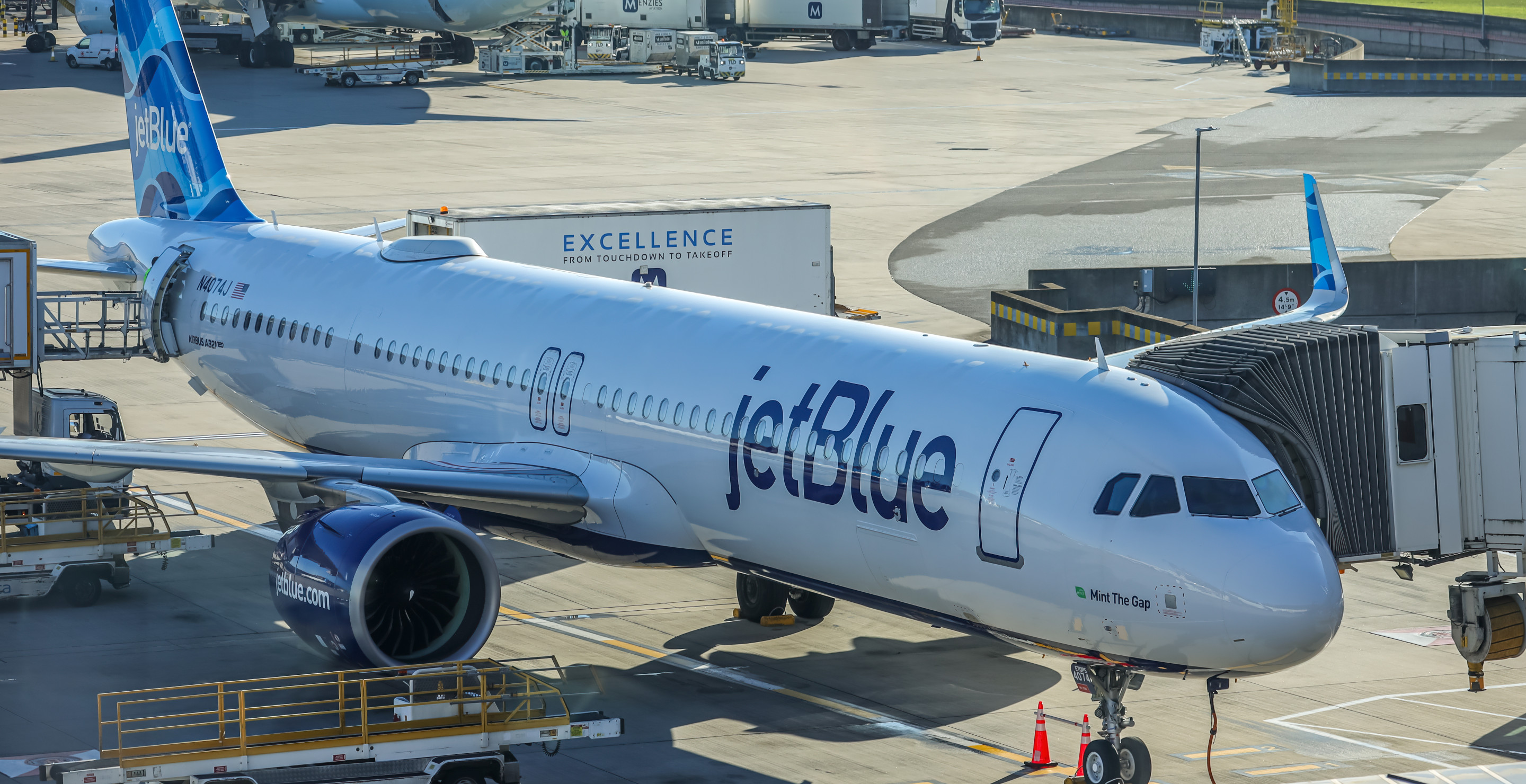 Woman Has Vacation To Bahamas Ruined After She Allegedly Broke Her Ankle On JetBlue Seatbelt