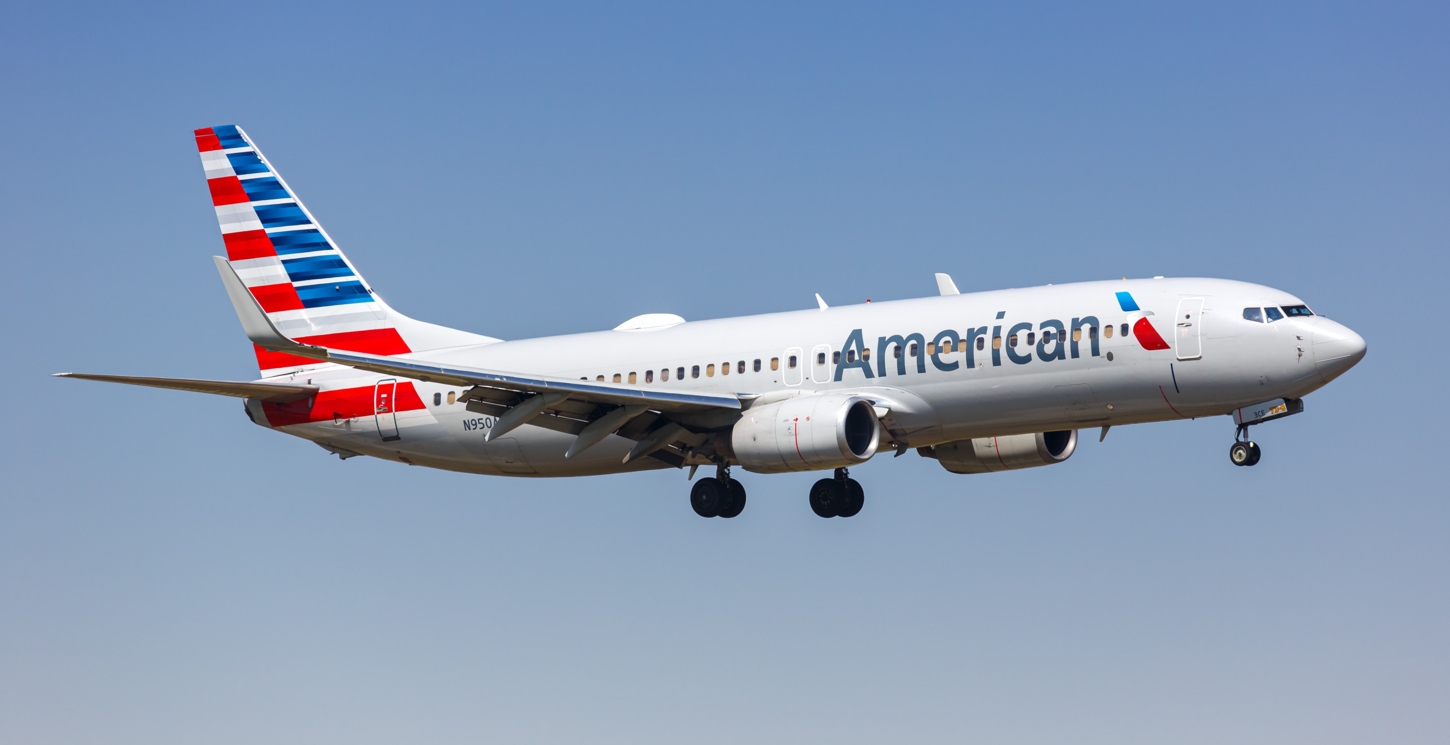 American Airlines Temporarily Grounds All U.S. Flights Due To Technical Glitch