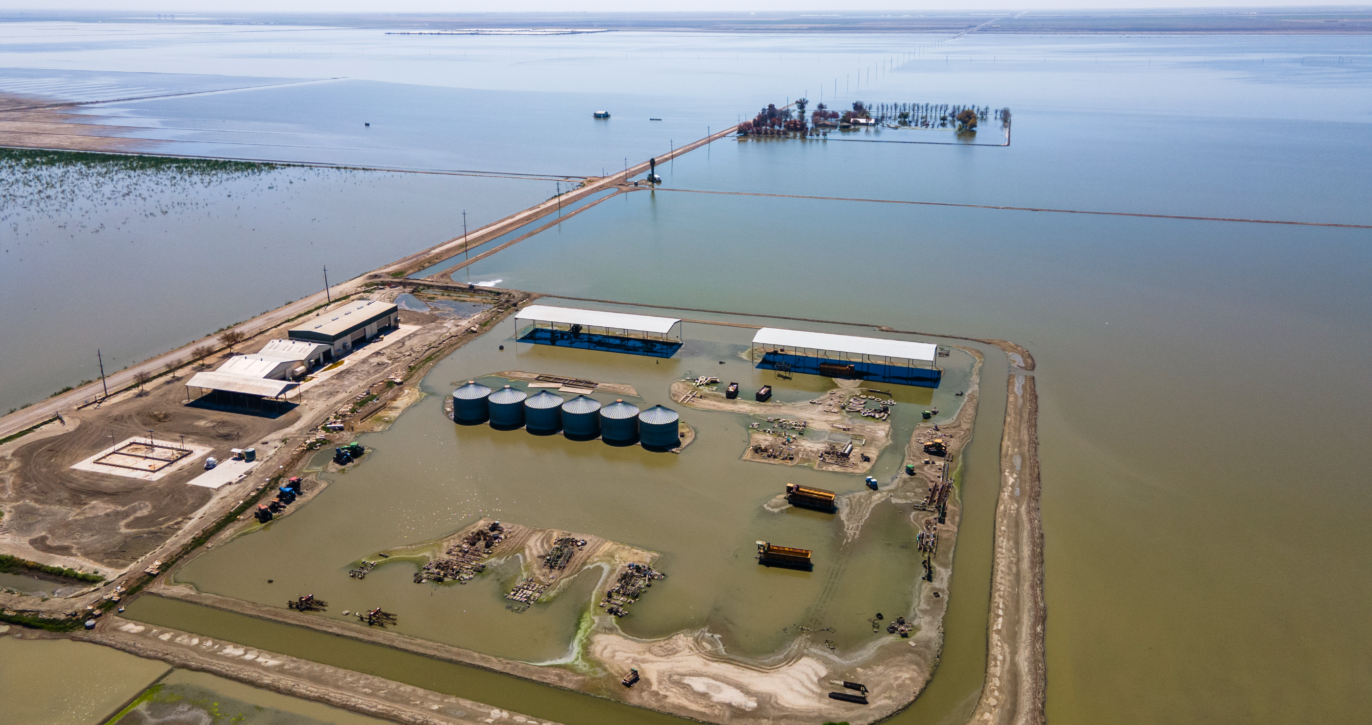 California Ghost Lake floods farmland