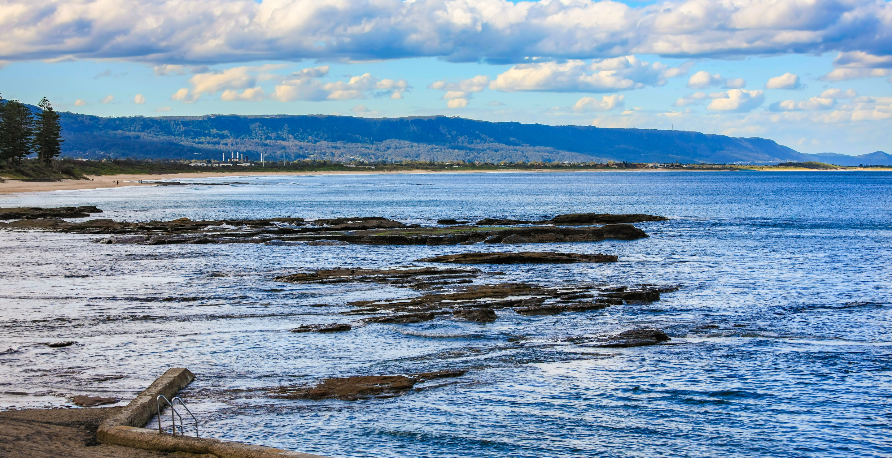 Mayor Calls Out Beachgoers Over Ruining Public Beach: "This Is A Public Space"