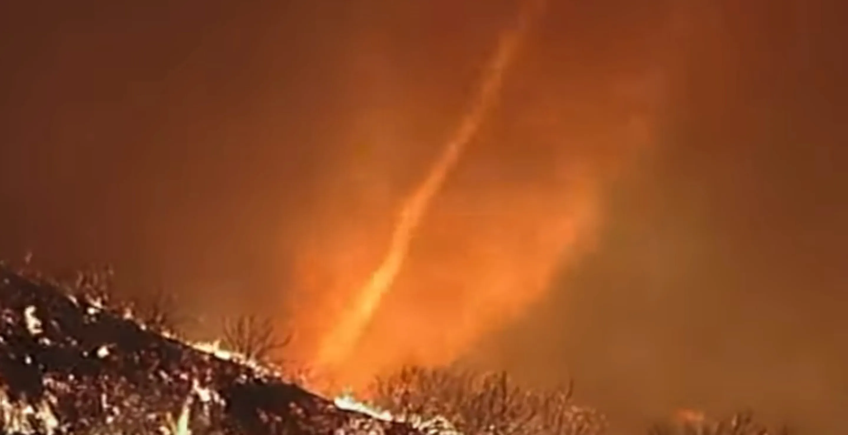 Terrifying Moment High Winds Kick Up A Firenado Amid California Wildfire