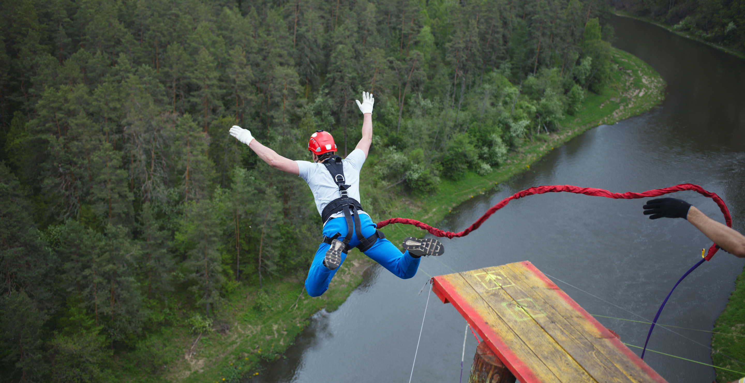 Bungee Jumper Describes Moment Of Sheer Panic When Her Cord Snapped During Jump